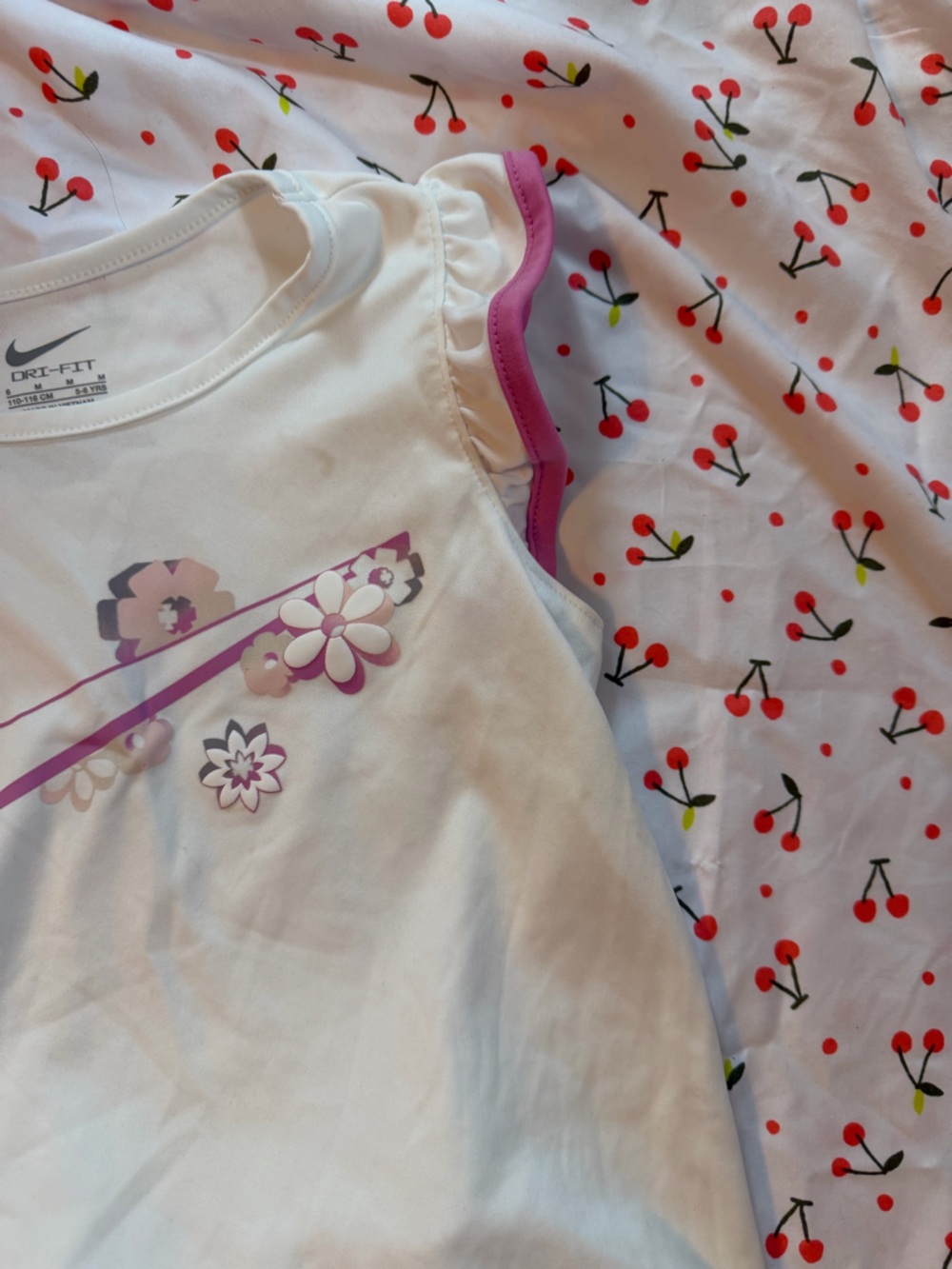 Nike Girls White and Pink Floral Swoosh Matching Set - Picture 3 of 6